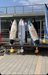 Félicitation à @Titouan Desbordes pour sa 2eme place à l’OPEN territorial des Pays de Loire. ????????Merci Surfing Club Saint Gilles Ligue de Surf des Pays de Loire