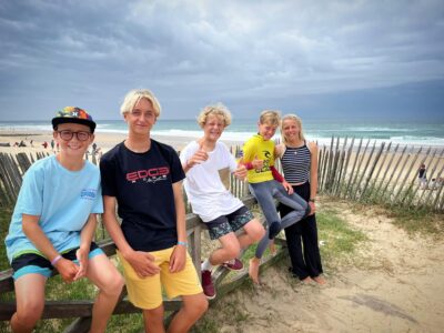 gromsearch 2023 lacanau, jeunes compétiteurs surf du spirit surf club